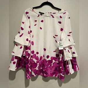 Women’s blouse, Size L, new with tag